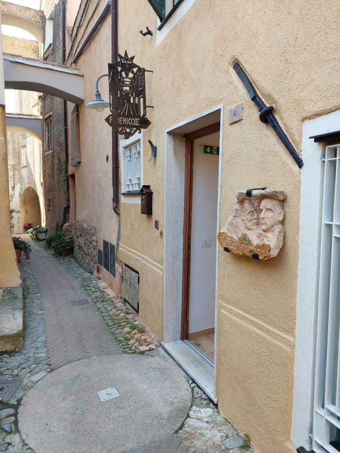 Federico II - Rooms And Breakfast Borgio Verezzi Zewnętrze zdjęcie