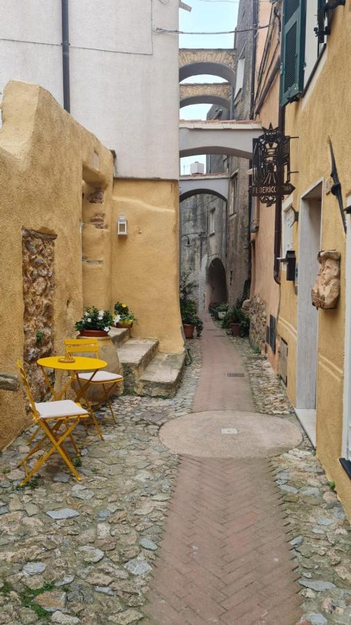 Federico II - Rooms And Breakfast Borgio Verezzi Zewnętrze zdjęcie
