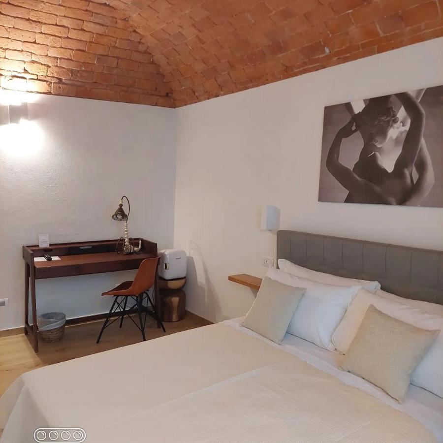 Federico II - Rooms And Breakfast Borgio Verezzi Zewnętrze zdjęcie